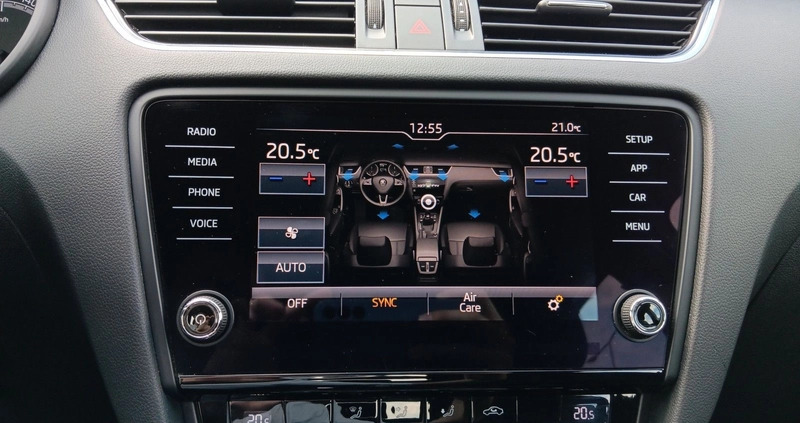 Skoda Octavia cena 69900 przebieg: 97979, rok produkcji 2020 z Dąbrowa Tarnowska małe 596